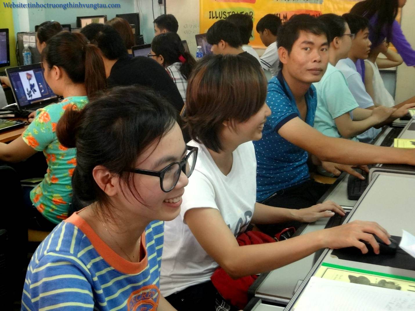 Lớp học photoshop dành cho học sinh viên tại vũng tàu