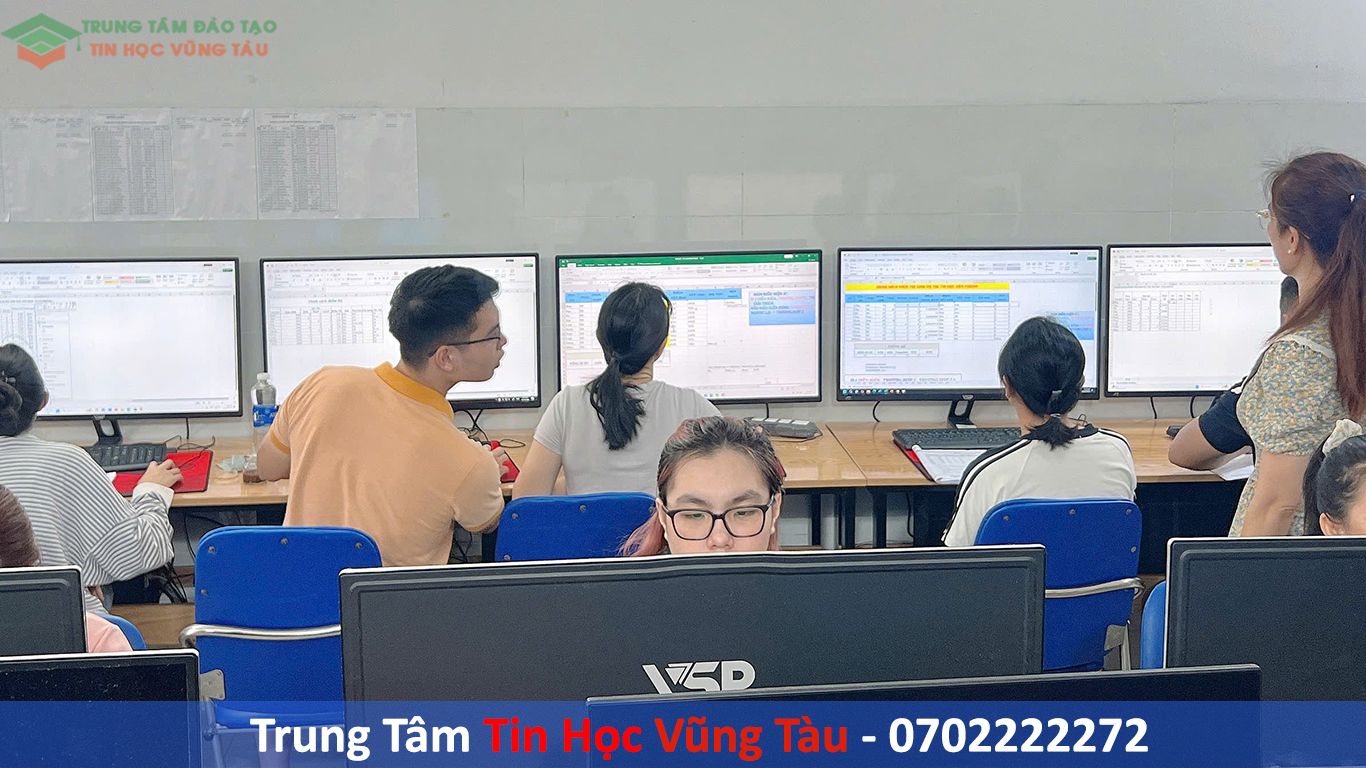 Học tin học cơ bản cho người lớn tuổi ở vũng tàu